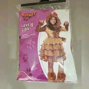 Spirit Halloween 🎃 lovely lion costume size large hooded dress and leg warmers